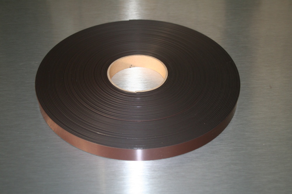 Magnetic tape