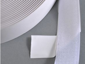 klittenband,HAAK zelfklevend, 38 mm x 25 mtr wit