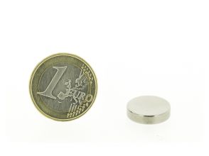 Magnetic disc 15mm diameter, thickness 3,5mm, N35
