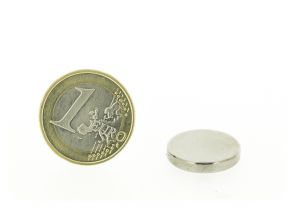 Magnetic disc 18mm diameter, thickness 3mm, N45