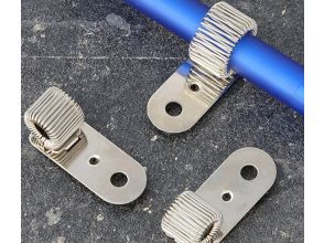 Penhouder 32 x 13mm height 15 mm horizontal fixing