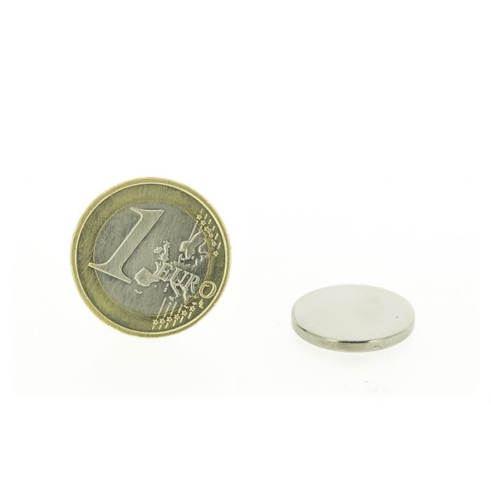 Magnetic disc 18mm diameter, thickness 2mm, N45 Magnetic disc 18mm diameter, thickness 2mm, N45